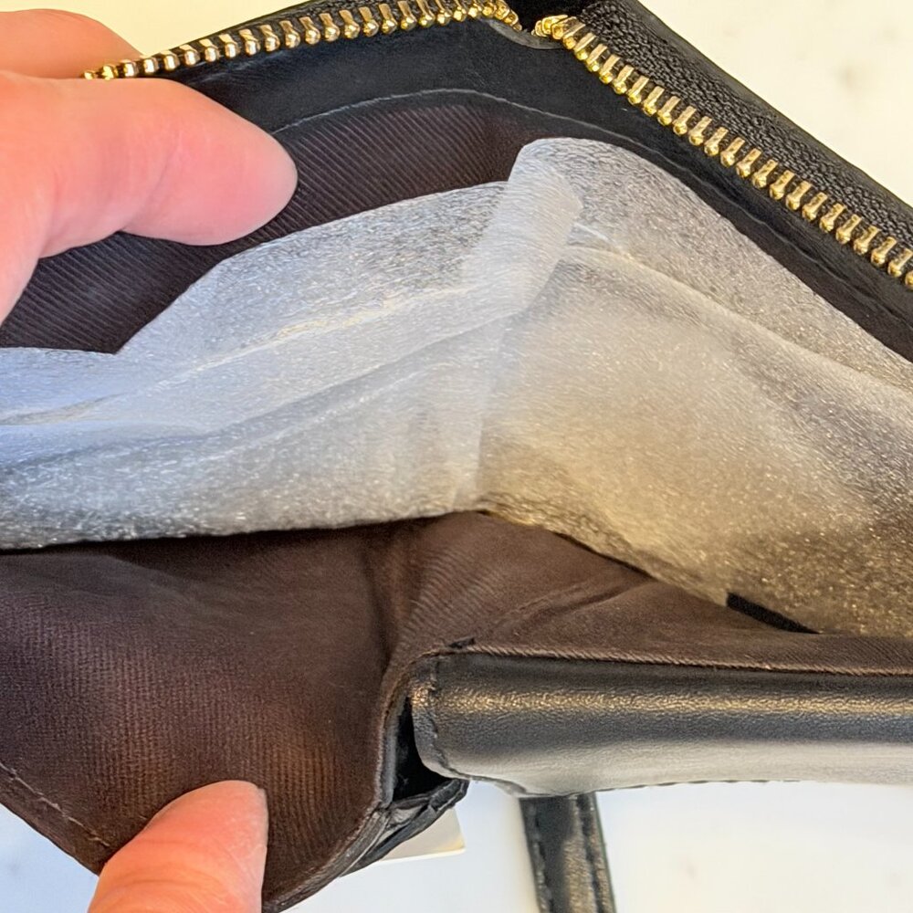 Madewell The Essential Zip Wallet - Picture 6 of 6